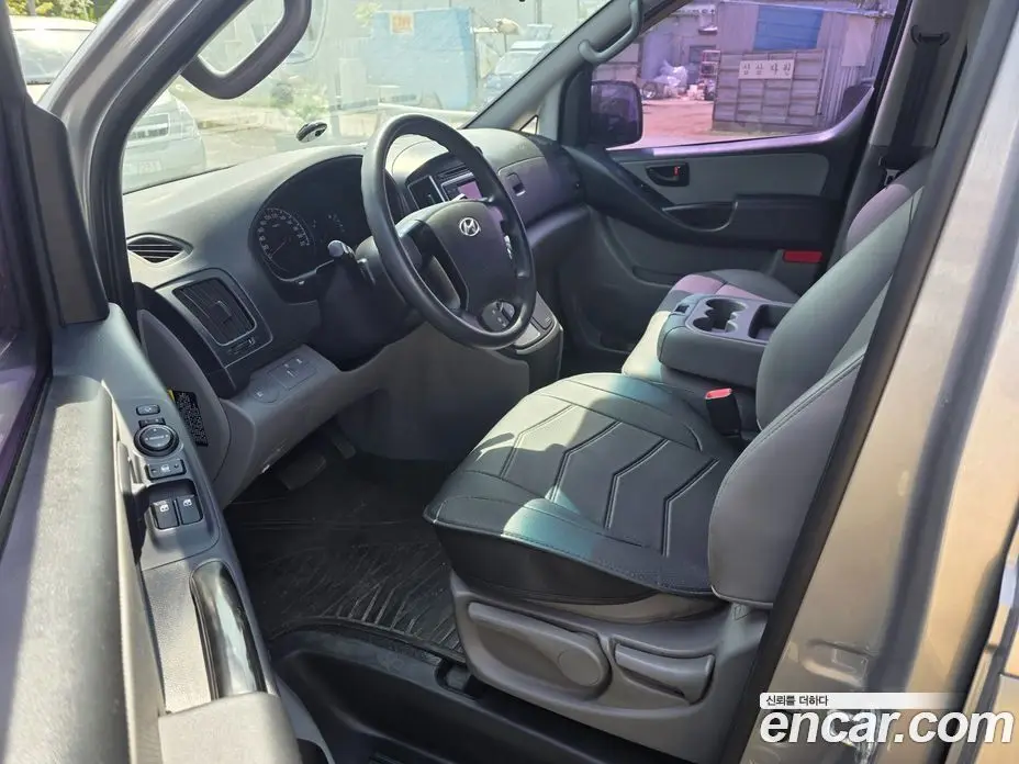 Hyundai Starex 2016 2.5 автомат (гидро), фото 7