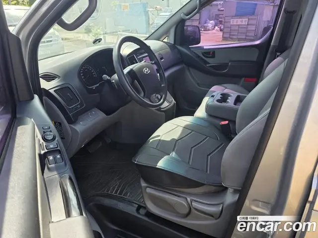 Hyundai Starex 2016 2.5 автомат (гидро), миниатюра 7