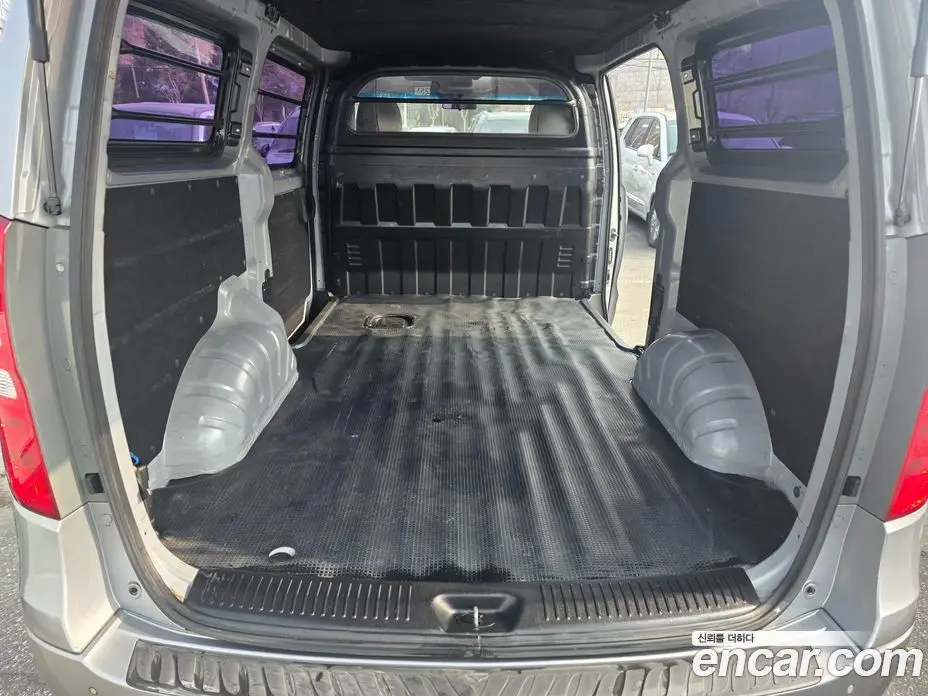 Hyundai Starex 2016 2.5 автомат (гидро), фото 10
