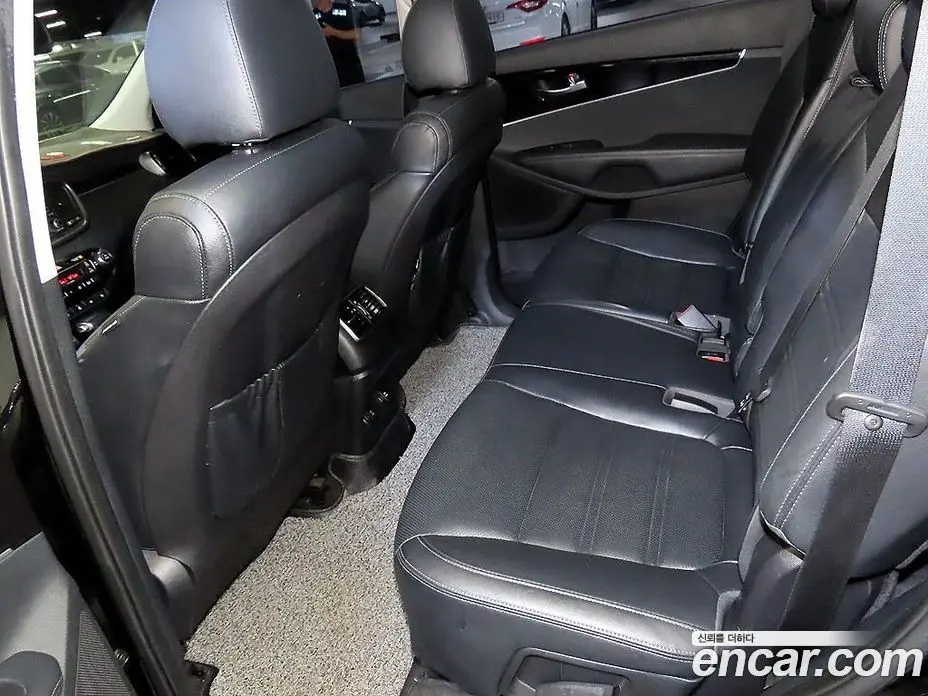 Kia Sorento 2018 2.2 автомат (гидро), фото 7 Kia Sorento 2018 2.2 автомат (гидро), фото 7