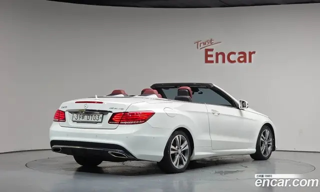 Mercedes-Benz E-Class 2015 2.0 автомат (гидро), миниатюра 2