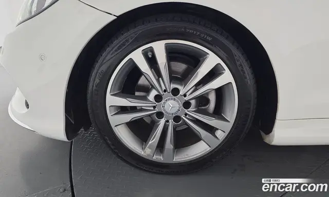 Mercedes-Benz E-Class 2015 2.0 автомат (гидро), миниатюра 5