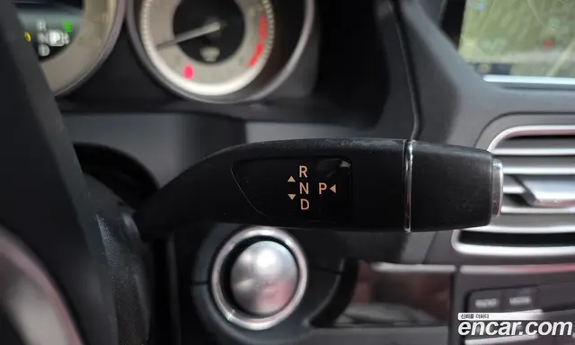 Mercedes-Benz E-Class 2015 2.0 автомат (гидро), миниатюра 9