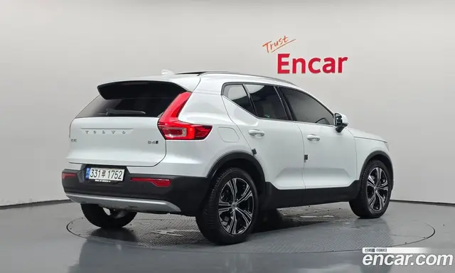 Volvo XC40 2021 2.0 автомат (гидро), миниатюра 2
