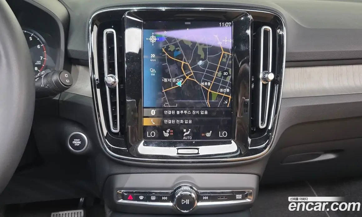 Volvo XC40 2021 2.0 автомат (гидро), фото 20