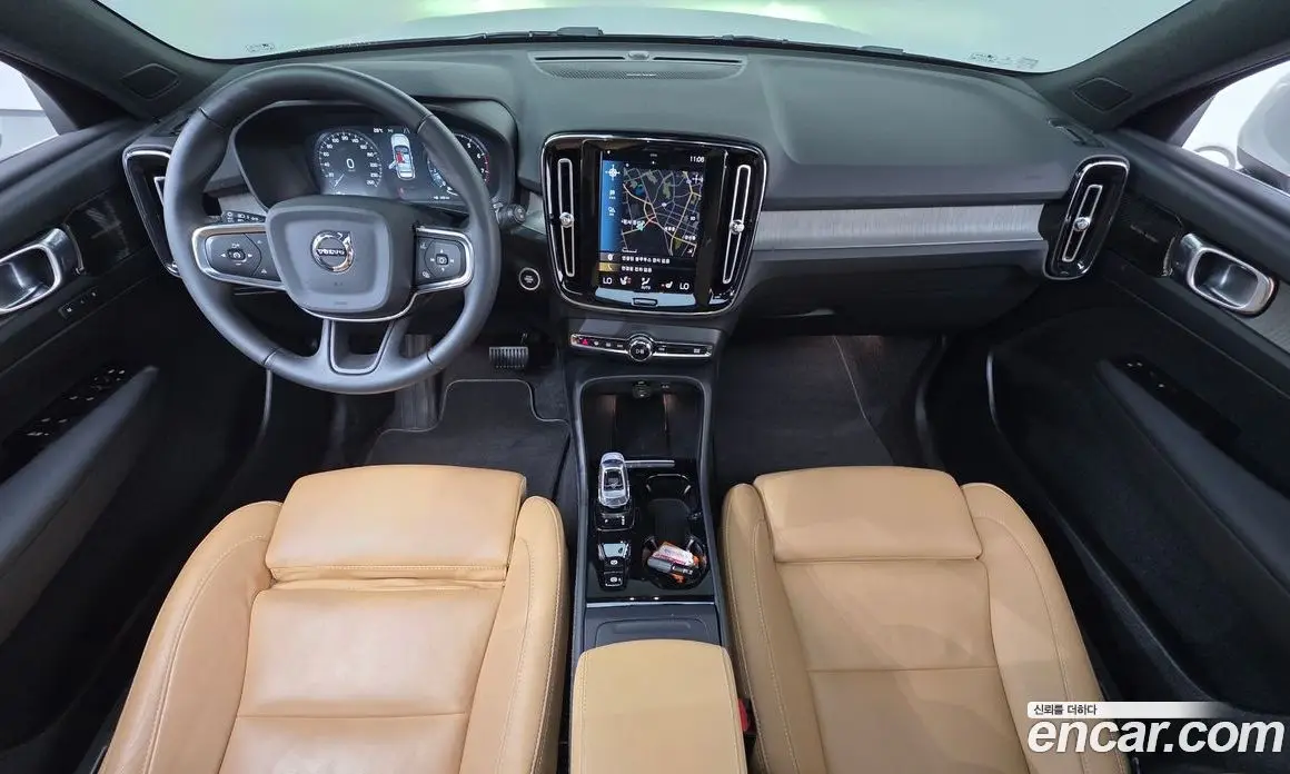 Volvo XC40 2021 2.0 автомат (гидро), фото 10