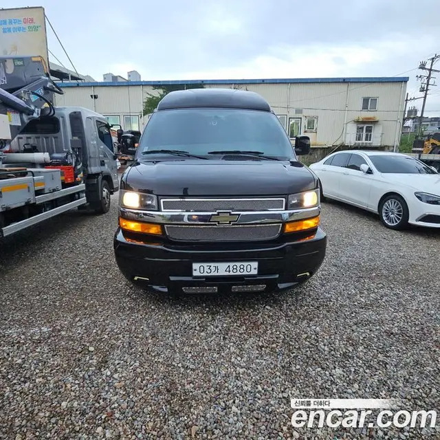 Chevrolet Express Van, 2018, 62 000 км