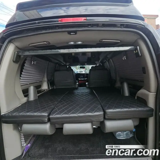 Chevrolet Express Van 2018 6.0 автомат (гидро), миниатюра 4