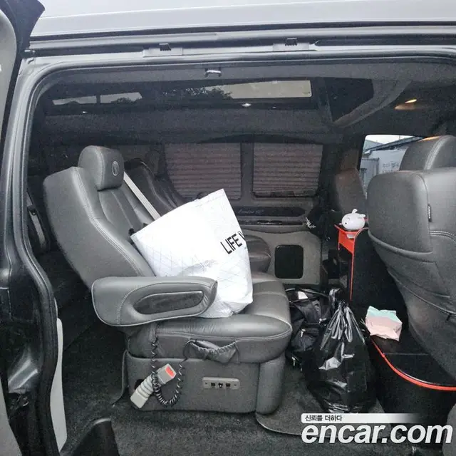 Chevrolet Express Van 2018 6.0 автомат (гидро), миниатюра 6