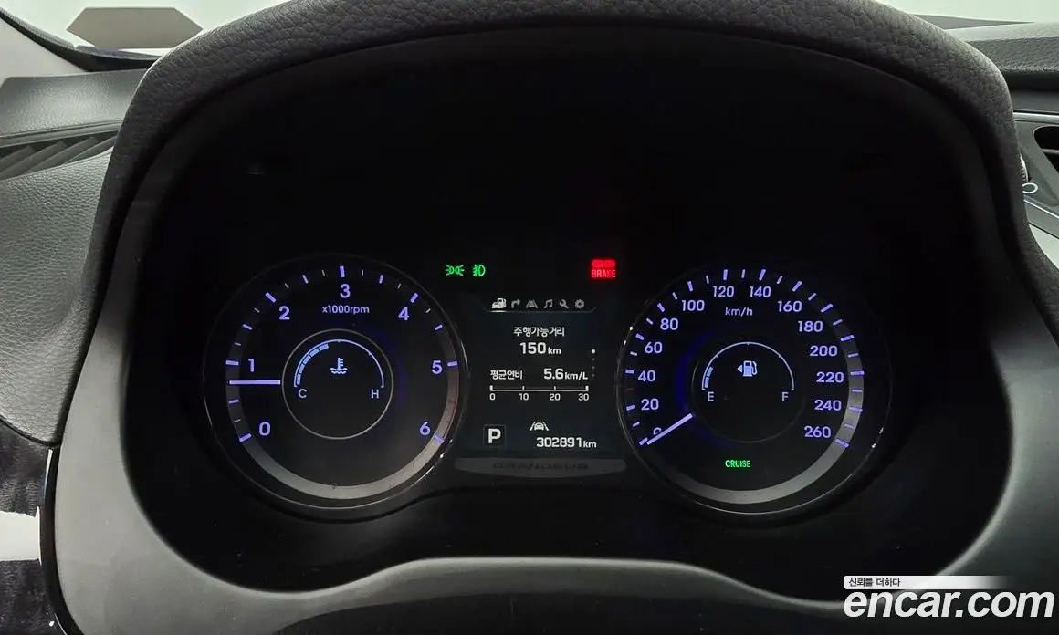 Hyundai Grandeur 2014 2.2 автомат (гидро), фото 11