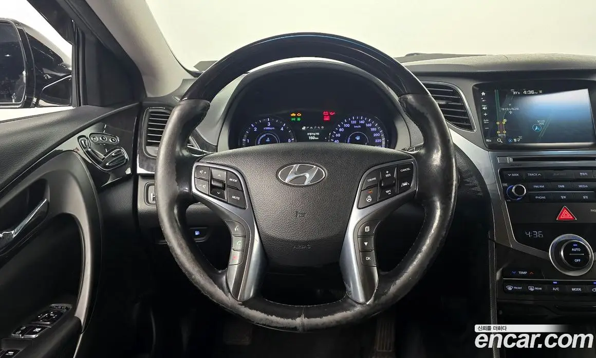 Hyundai Grandeur 2014 2.2 автомат (гидро), фото 19