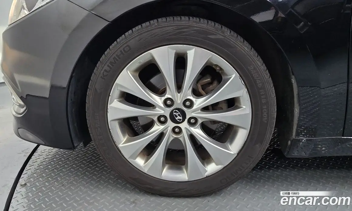 Hyundai Grandeur 2014 2.2 автомат (гидро), фото 5
