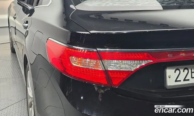 Hyundai Grandeur 2014 2.2 автомат (гидро), миниатюра 9