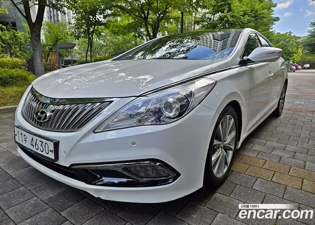 Hyundai Grandeur 2015 2.2 автомат (гидро), миниатюра 2