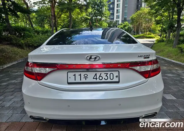 Hyundai Grandeur 2015 2.2 автомат (гидро), миниатюра 5