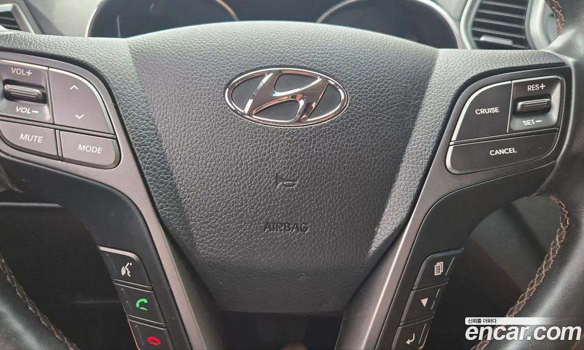 Hyundai Santa Fe 2015 2.0 автомат (гидро), фото 16