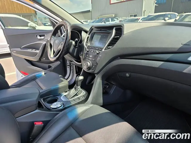 Hyundai Santa Fe 2017 2.0 автомат (гидро), миниатюра 11