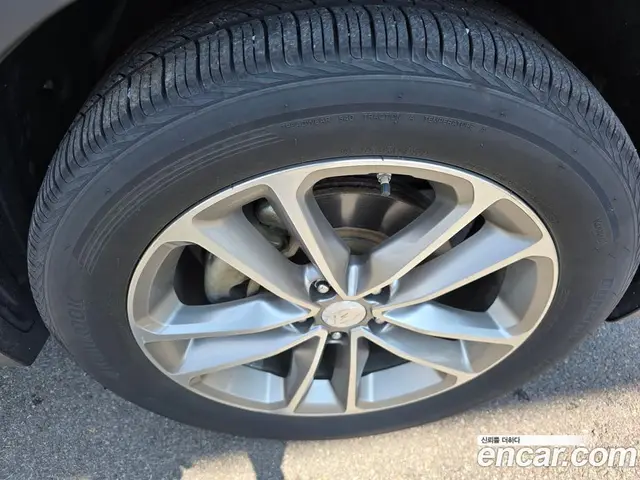 Hyundai Santa Fe 2017 2.0 автомат (гидро), миниатюра 5