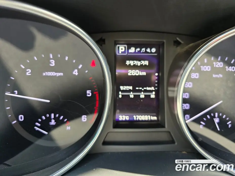 Hyundai Santa Fe 2017 2.0 автомат (гидро), фото 8