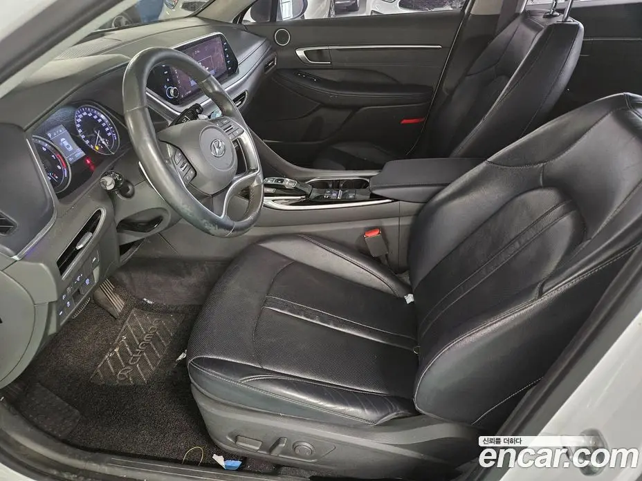 Hyundai Sonata 2019 2.0 автомат (гидро), фото 5