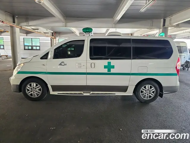 Hyundai Starex 2016 2.5 автомат (гидро), миниатюра 3