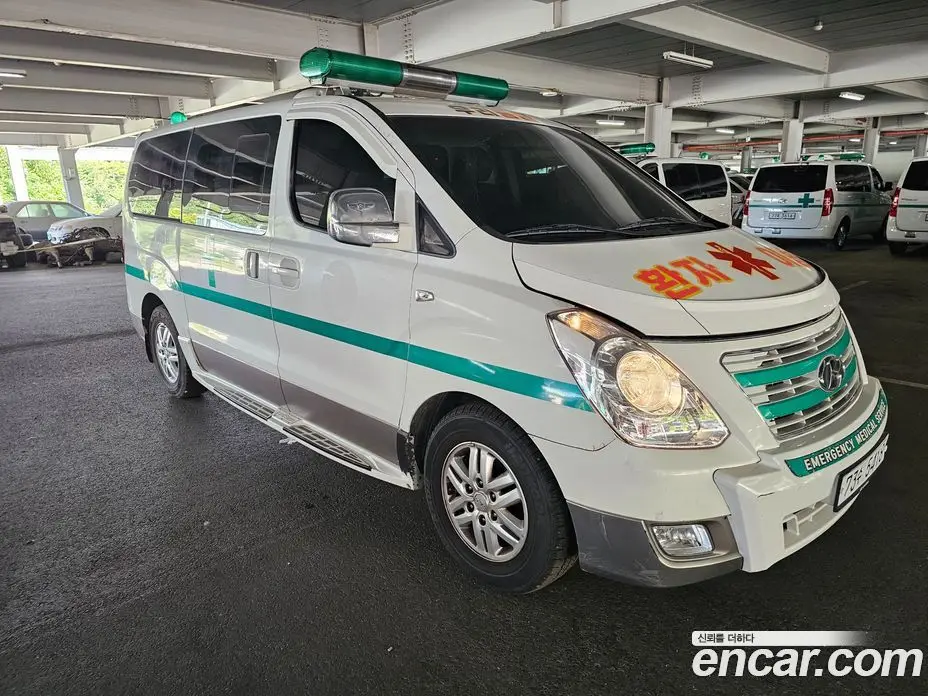 Hyundai Starex 2016 2.5 автомат (гидро), фото 6