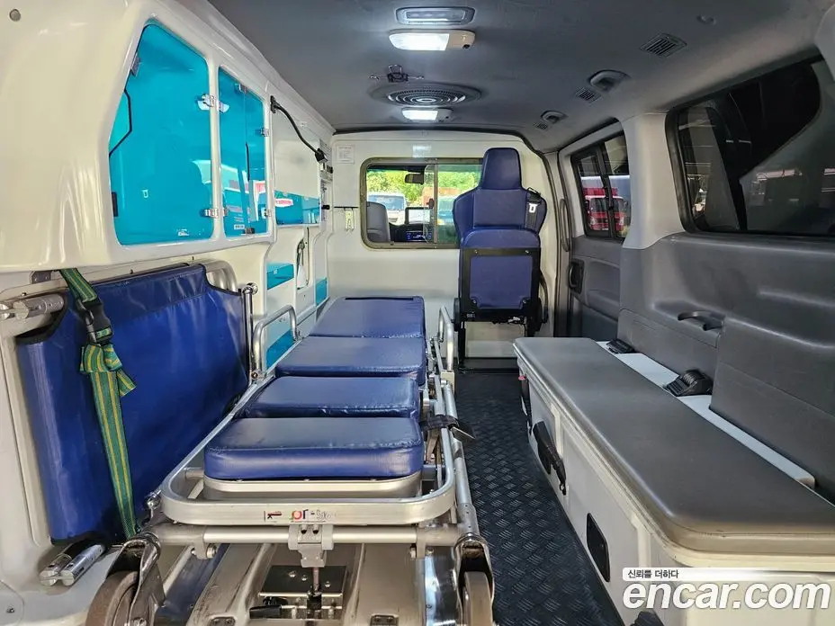 Hyundai Starex 2016 2.5 автомат (гидро), фото 9
