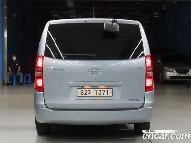 Hyundai Starex 2020 2.5 автомат (гидро), миниатюра 3