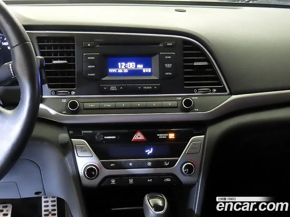 Hyundai Avante 2016 1.6 автомат (гидро), фото 11