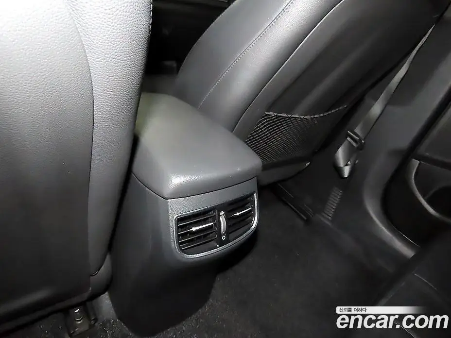 Hyundai Avante 2016 1.6 автомат (гидро), фото 14