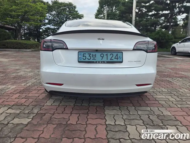 Tesla Model 3 2022 автомат (гидро), миниатюра 2