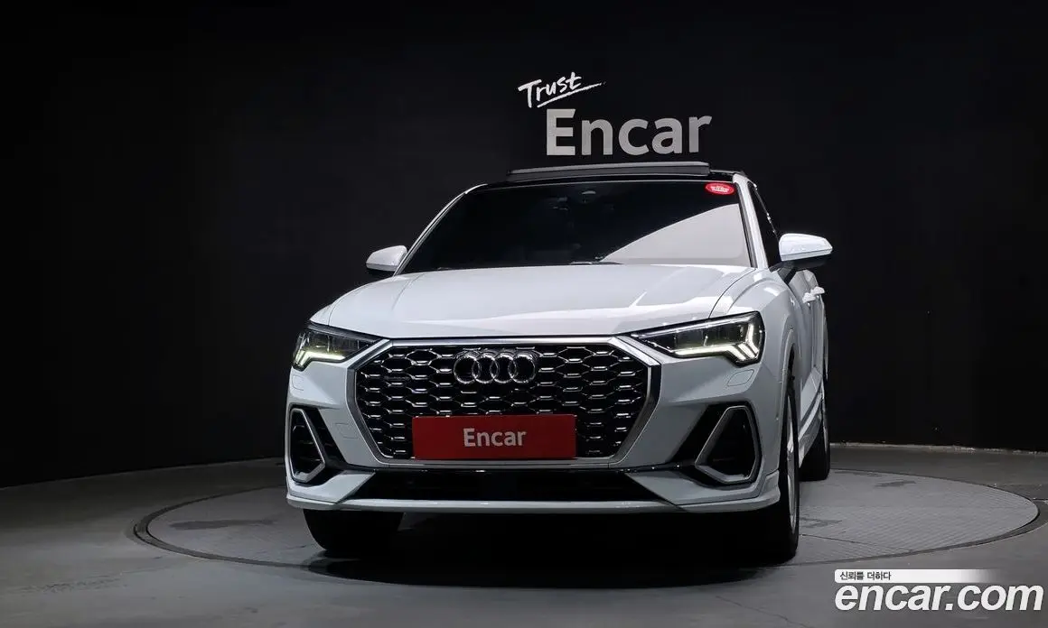 Audi Q3 2023 2.0 автомат (гидро), фото 3