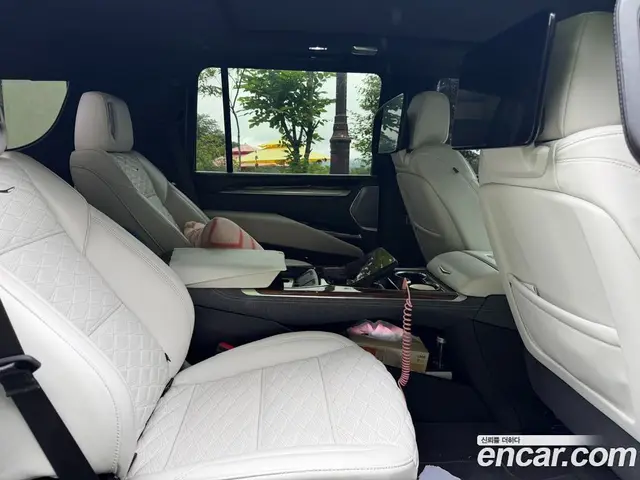 Cadillac Escalade 2026 6.2 автомат (гидро), миниатюра 12