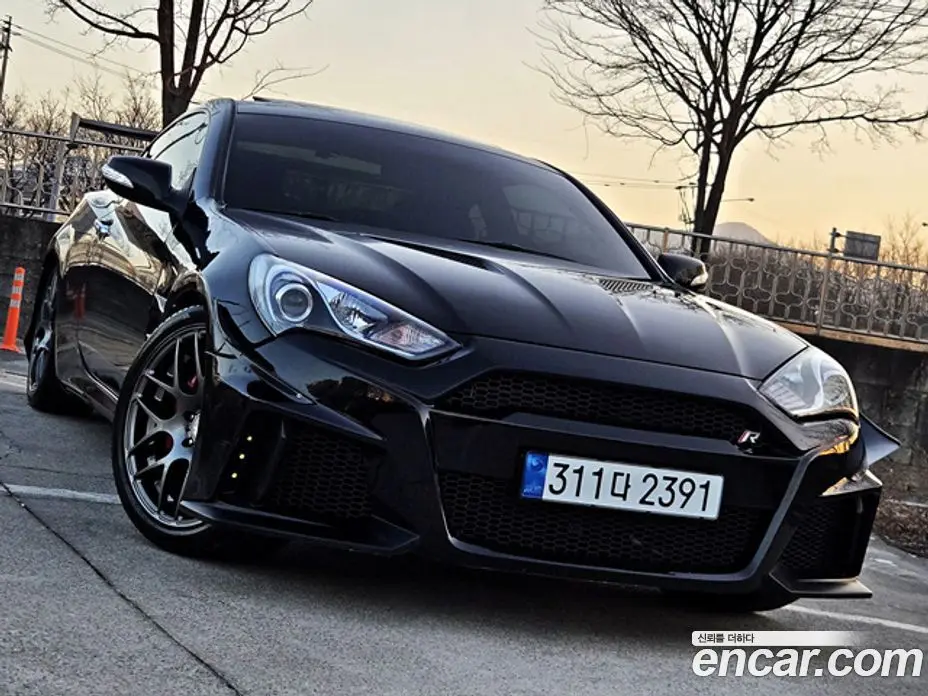 Hyundai Genesis 2009 3.8 автомат (гидро), фото 1