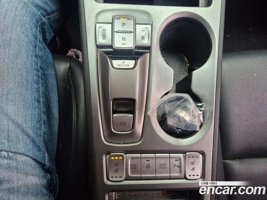Hyundai Kona 2018 1.6 автомат (гидро), фото 14