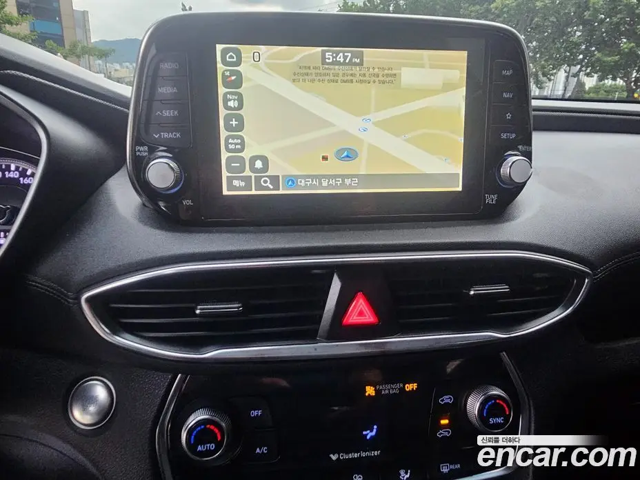 Hyundai Santa Fe 2019 2.0 автомат (гидро), фото 8