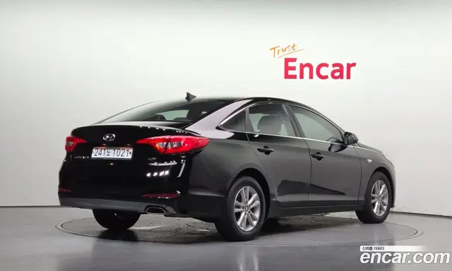 Hyundai Sonata 2014 2.0 автомат (гидро), миниатюра 2