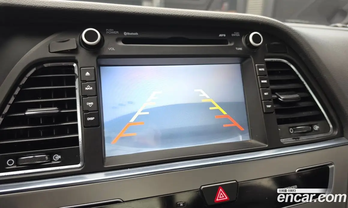 Hyundai Sonata 2014 2.0 автомат (гидро), фото 18