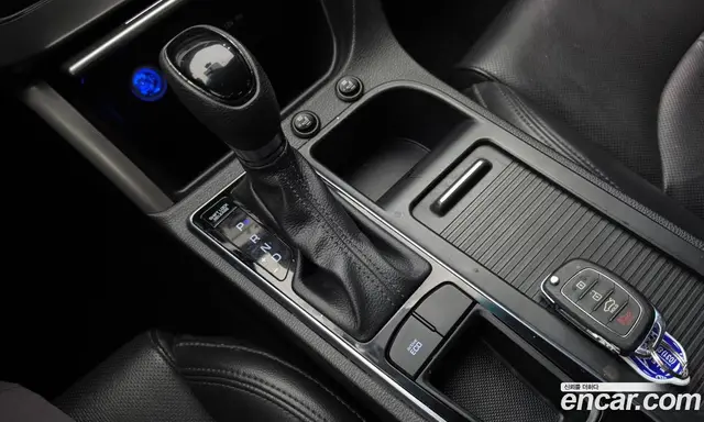 Hyundai Sonata 2014 2.0 автомат (гидро), миниатюра 9