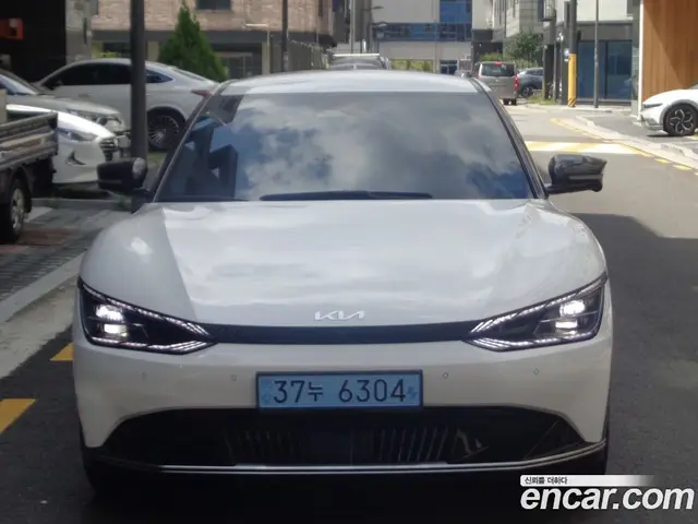 Kia EV6 2022 0.1 автомат (гидро), миниатюра 2