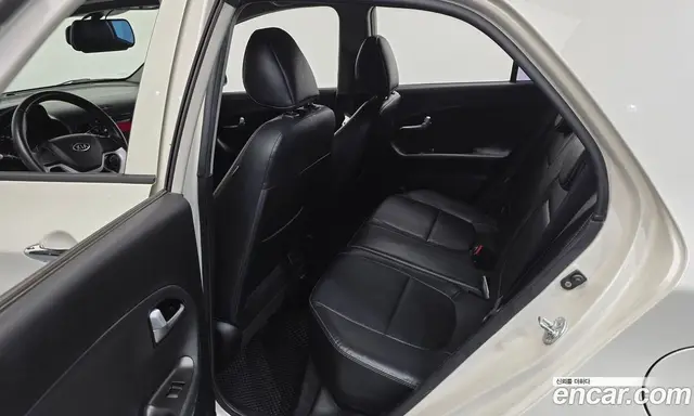 Kia Morning 2012 1.0 автомат (гидро), миниатюра 12