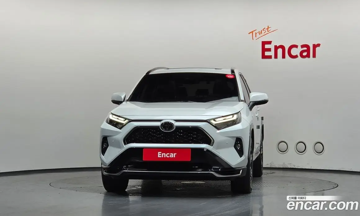 Toyota RAV4 2025 2.5 автомат (гидро), фото 3