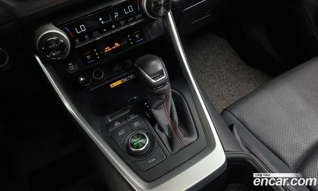 Toyota RAV4 2025 2.5 автомат (гидро), миниатюра 9