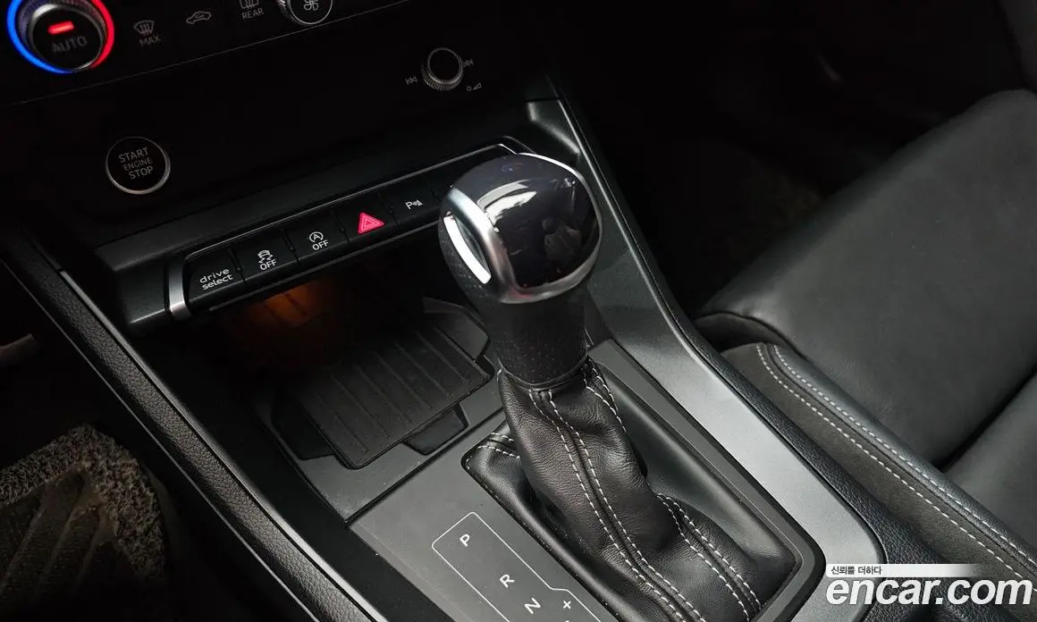 Audi Q3 2022 2.0 автомат (гидро), фото 12