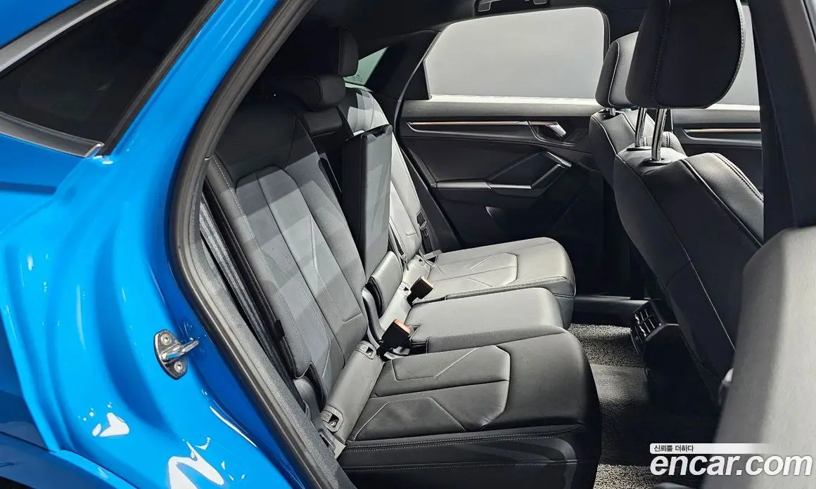 Audi Q3 2022 2.0 автомат (гидро), фото 17