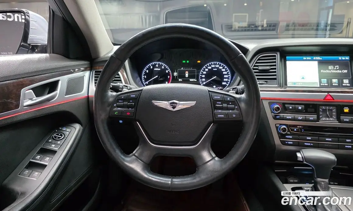 Hyundai Genesis 2015 3.3 автомат (гидро), фото 14