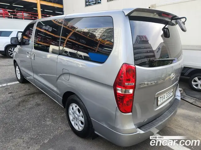 Hyundai Starex 2013 2.5 автомат (гидро), миниатюра 3