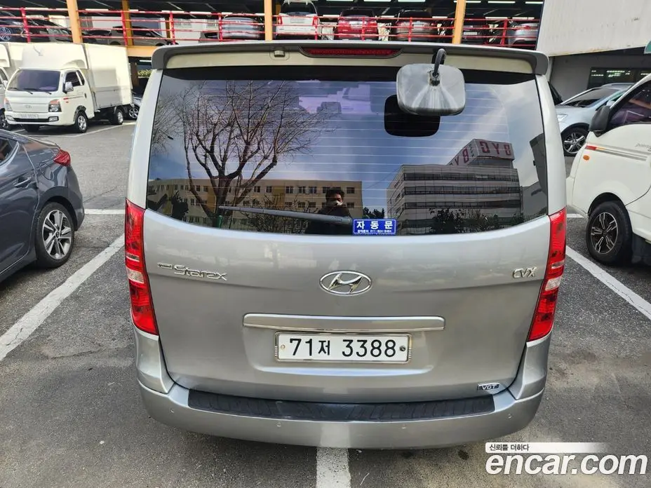 Hyundai Starex 2013 2.5 автомат (гидро), фото 4