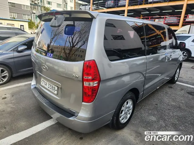 Hyundai Starex 2013 2.5 автомат (гидро), миниатюра 5