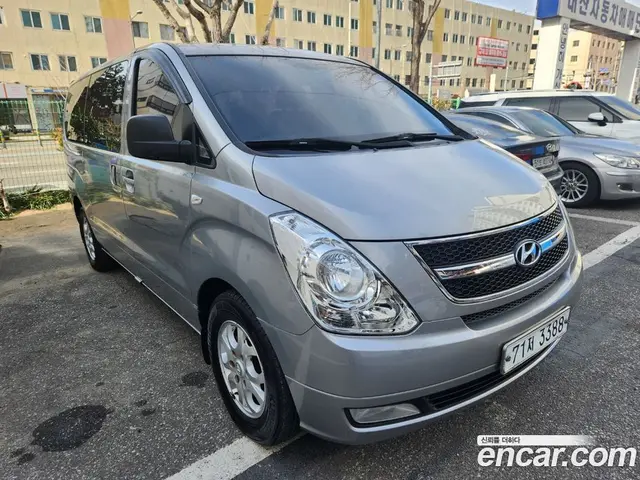 Hyundai Starex 2013 2.5 автомат (гидро), миниатюра 6